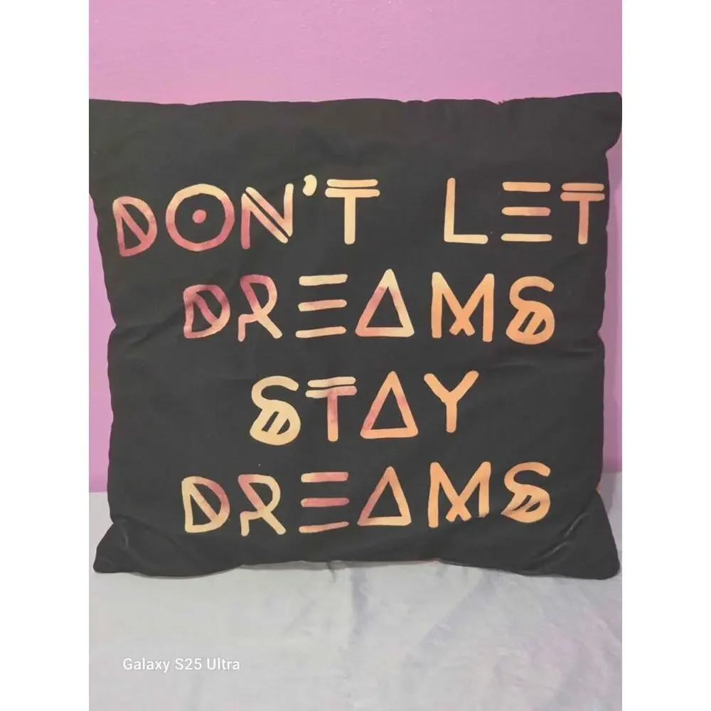 N/A decorative throw